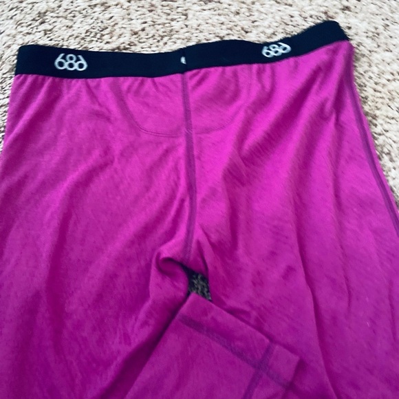 686 First Layer of Insulation Womens  Pants Size Medium - Picture 5 of 6